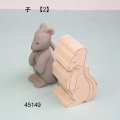 子(2)　 95×50×50mm　シナ材
